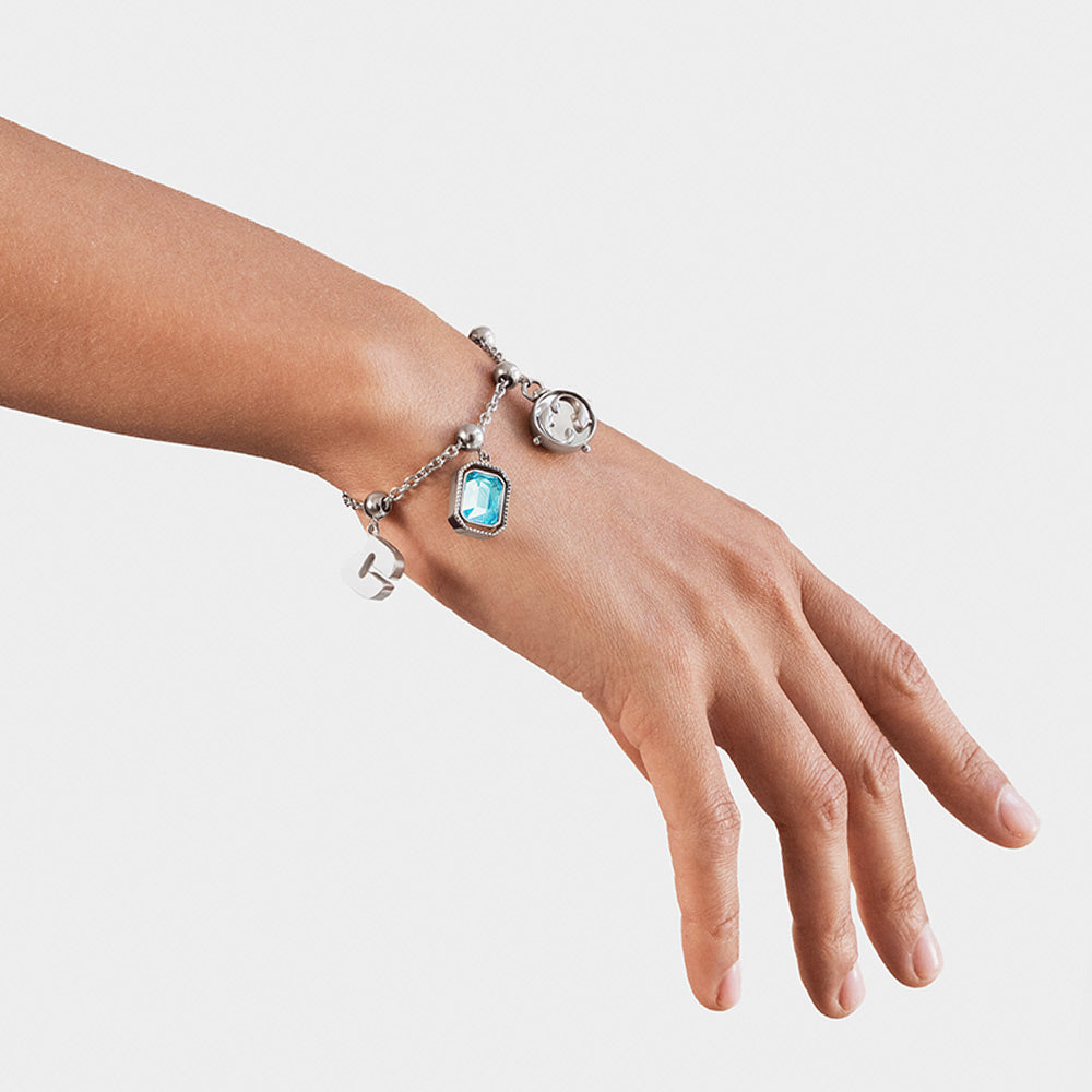 Libra Charm Petite